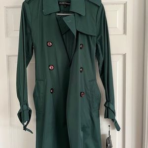 Women’s Rain/trench coat